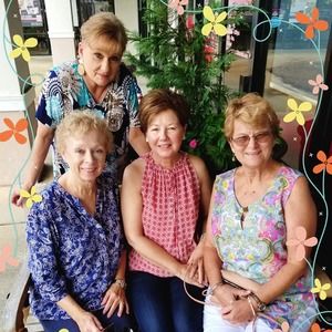 Meet your Posher, Joni